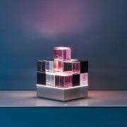TECNOLUMEN Cubelight Move bordlampe, pink/sort