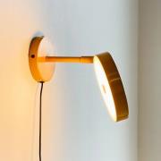 Dyberg Larsen LED-væglampe Starlight, gul, Ø 14 cm dæmpbar
