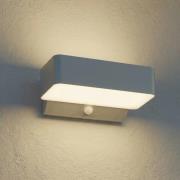 Lindby udendørs LED-væglampe Fando, mat sølv, sensor, IP44