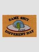 RIPNDIP Same Shirt Different Day Door Mat brun