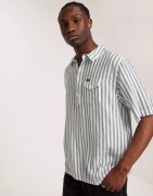 Lee Jeans Popover Shirt Ss Kortærmede skjorter Evergreen