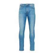 Tapered Leg Denim Jeans