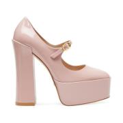 Platform Mary Jane Pump