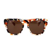Multifarvet stel solbriller med brune linser