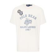 Hvidt trykt T-shirt med logo patch og Polo Bear print