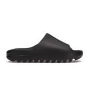 Yeezy Slide Onyx Sort Sandal