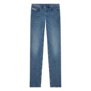 Tapered Jeans - D-Finitive Style