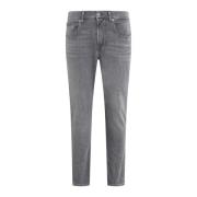 Slimmy Tapered Jeans