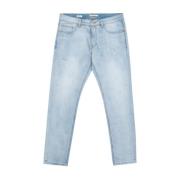 Almindelige Jeans med Små Huller