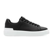 B-Court sneakers