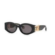Sorte solbriller med røgfarvede linser