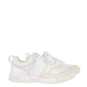 Forhøj dit sneaker-spil med Low Top Lace Up Mix Triple White Sneakers