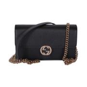 Interlocking Chain Wallet Bag