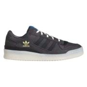 Forum Low Classic Sneakers