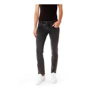 Straight Fit Midwaist Jeans