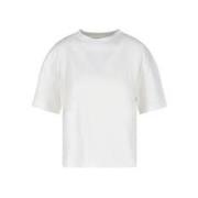 Opgrader din garderobe med denyeste T-shirt kollektion