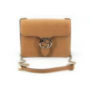 Elegant Beige Skuldertaske med GG Snap