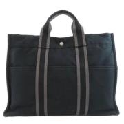 Pre-owned Canvas totes