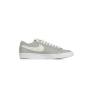 Lav Suede Wolf Grey Sneakers