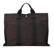 Pre-owned Canvas totes