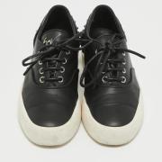 Pre-owned Laeder sneakers