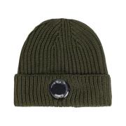 Merino Uld Grøn Beanie med Sort Logo Detalje