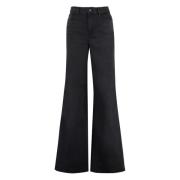 Elegant Wide-Leg Jeans