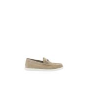 Suede Loafers med Logo Pynt