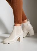 LASCANA Chelsea Boots  beige