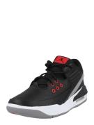 Jordan Sneaker low 'Max Aura 5'  rød / sort