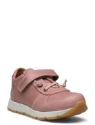 Runner Sneaker Pom Pom Pink