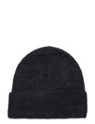 Erica Fluffy Beanie HOLZWEILER Black