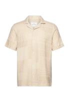 Hco. Guys Wovens Hollister Beige