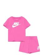 Nkn Club Tee And Short Set / Nkn Club Tee And Short Set Nike Pink