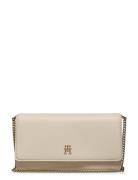 Th Refined Chain Crossover Tommy Hilfiger Cream