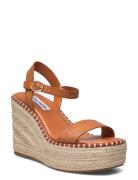 On-Edge Sandal Steve Madden Brown