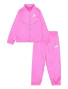 Nike Sportswear Lifestyle Essentials Nike Pink