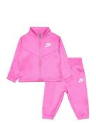 Nike Lifestyle Essentials Set Nike Pink