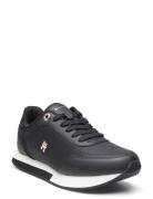 Elevated Essent Runner Monogram Tommy Hilfiger Black