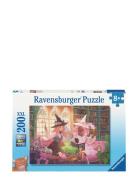 Enchanting Library 200P Ravensburger Patterned