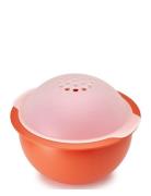 M- Cuisine Popcorn Shaker Joseph Joseph Orange