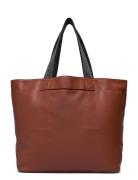 Bag United Colors Of Benetton Brown