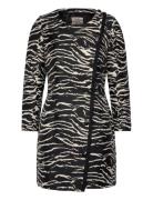 Amelie Baum Und Pferdgarten Black