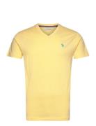 Uspa T-Shirt V-Neck Cem Men U.S. Polo Assn. Yellow