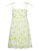 Angel Baum Und Pferdgarten Green