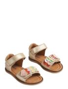 Sandal Uma Wheat Gold