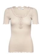 Rwbeatha Ss Regular W Button T-Shir Rosemunde Beige