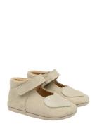 Beginners? Ballerina Heart Mini Pom Pom Beige