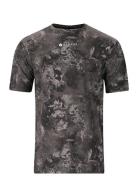 Callum M Printed S/S Tee Virtus Black