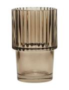 Rills Glas House Doctor Brown